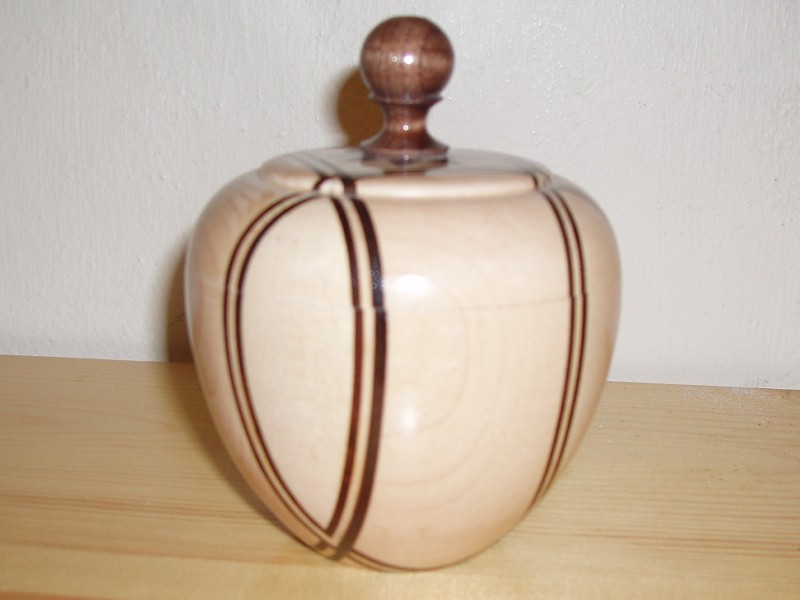 Star Centre Lidded Vessel