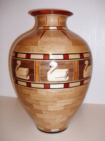 'Swans' Vase