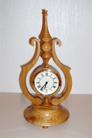 Lyre Clock